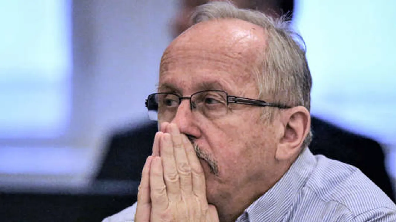 Niedermüller százmilliókat játszhat át a parkolási cégnek