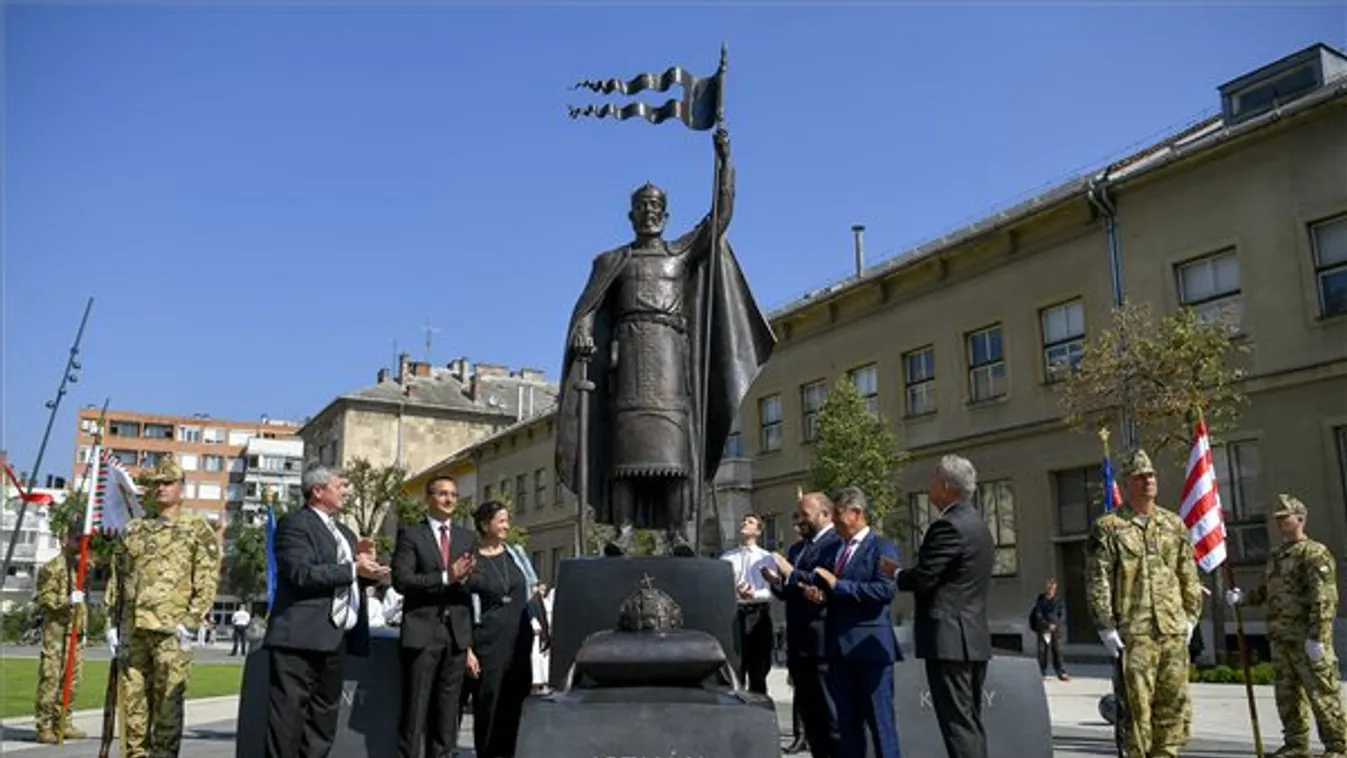 Papp László: A Szent Istváni életmű történelmünk legidőtállóbb alkotása