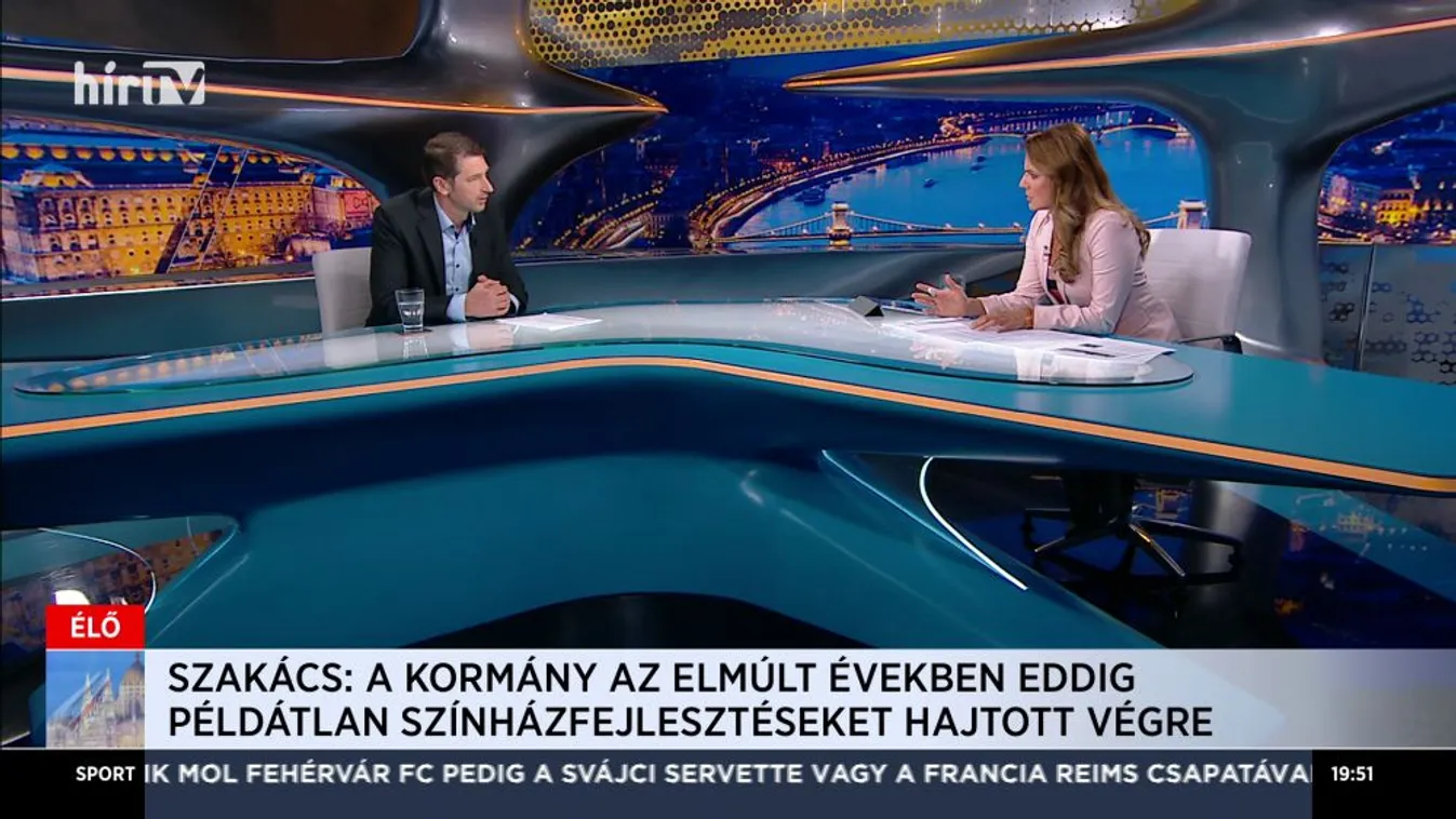 Szakács Árpád: Semmilyen alapja nincs ennek a színlelt lázadásnak