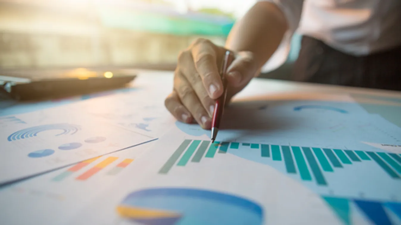 Miniszterelnökség: októberben jelennek meg a Nemzeti Együttműködési Alap pályázatai