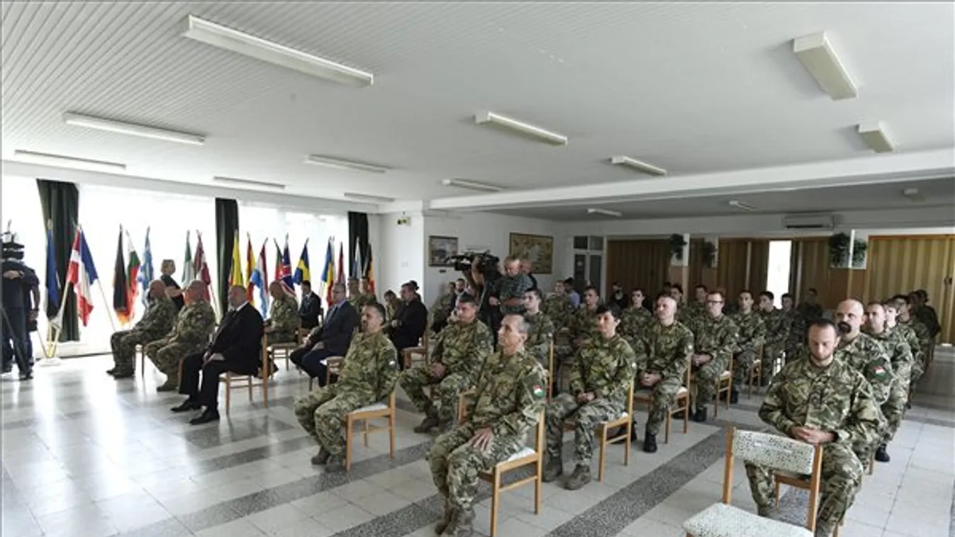 Aláírta szerződését a tízezredik önkéntes tartalékos katona