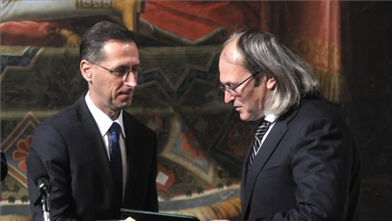 Varga Mihály: Ismét a miénk a magyarság egységének tudata és öröme