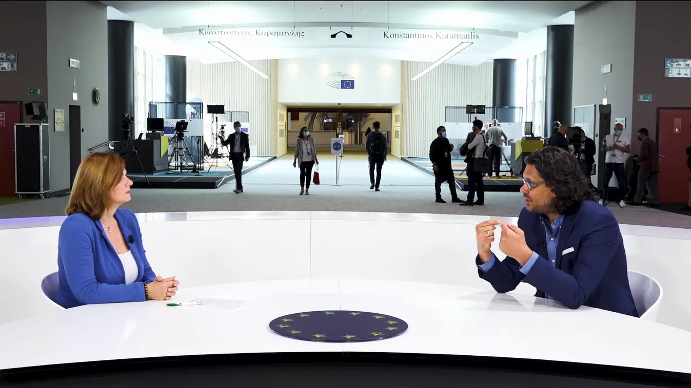 Globál: Amit az Európai Parlament többsége csinál, az a közös európai érdekek ellen való