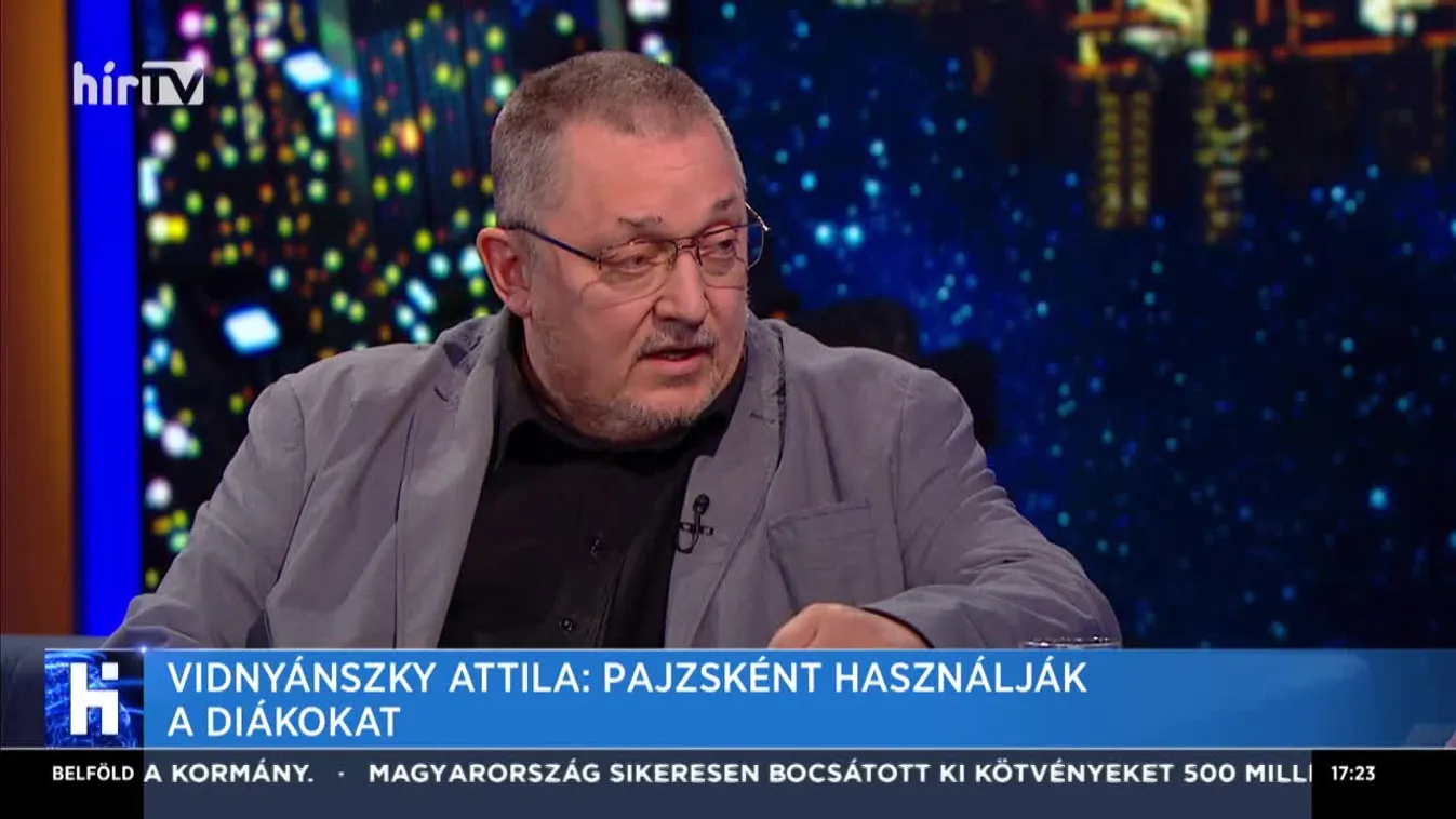 Vidnyánszky Attila: Pajzsként használják a diákokat