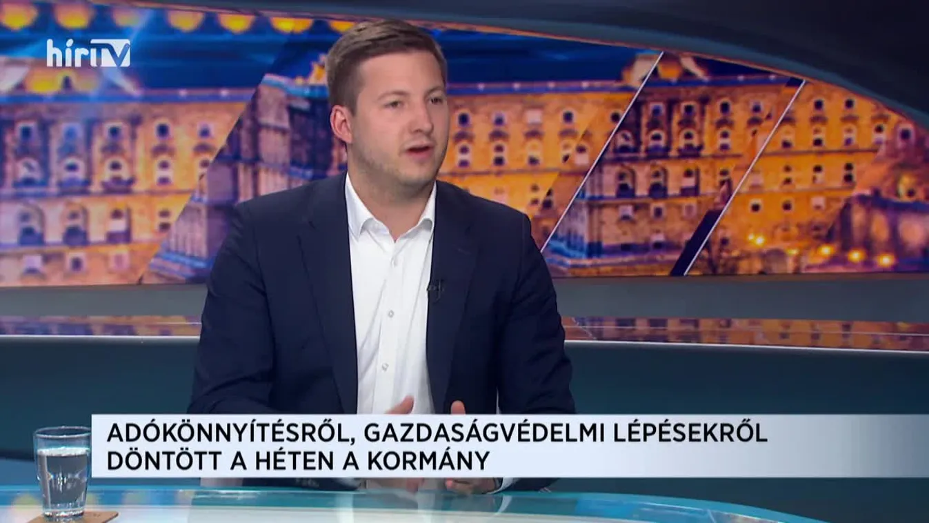 Farkas Örs: A kormány szerint jövő nyáron lehet vakcina