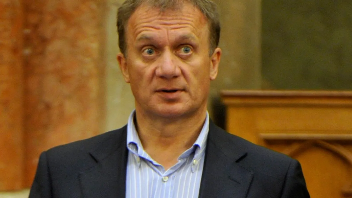 Varju László rablógyilkosnak nevezte a miniszterelnököt
