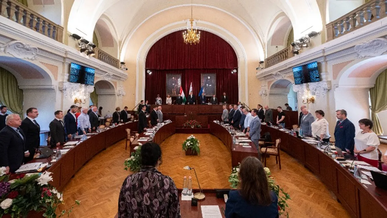 Segítségnyújtás helyett sarcol a baloldal