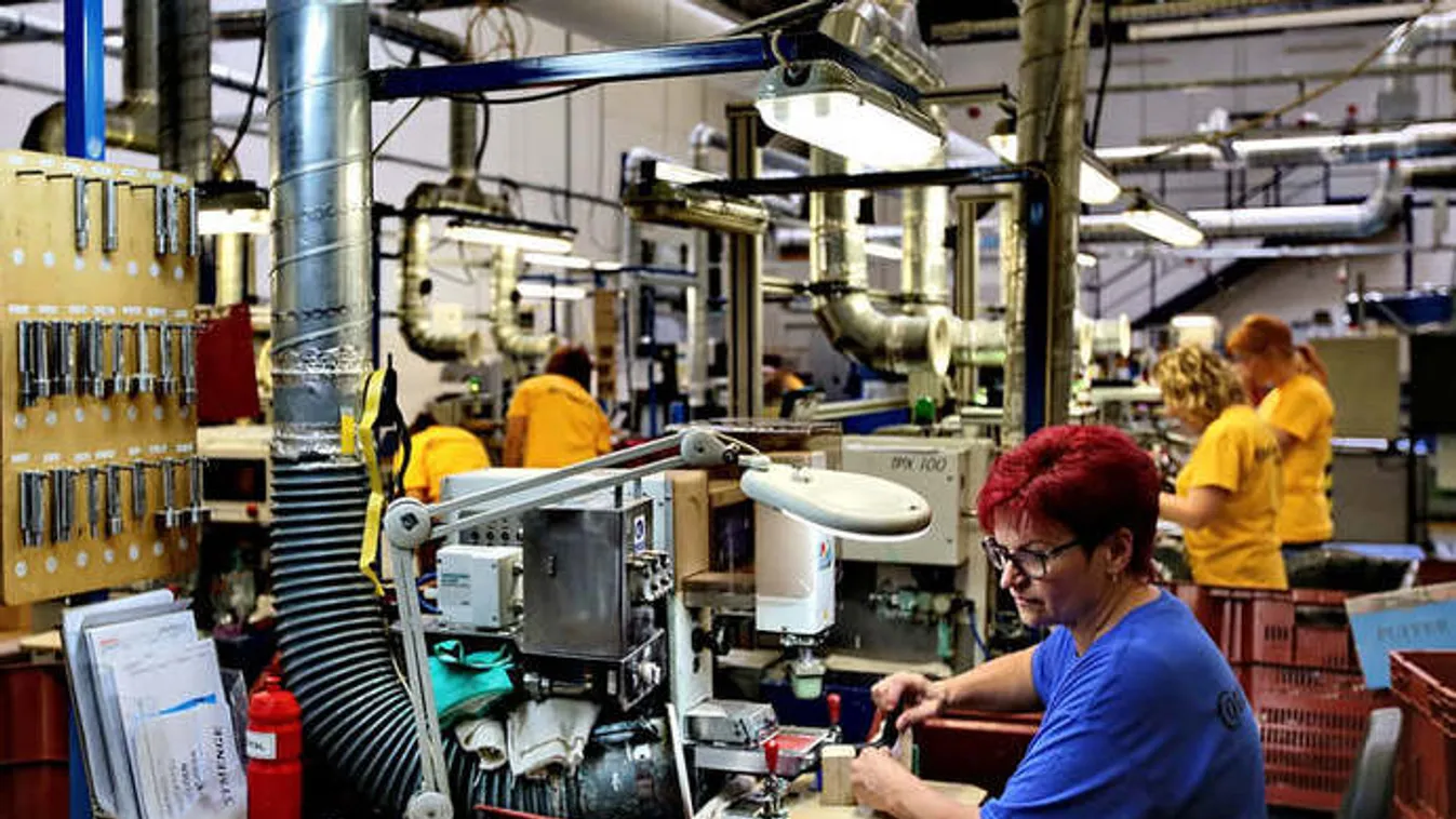 Átképzési járadékkal is ösztönöznének