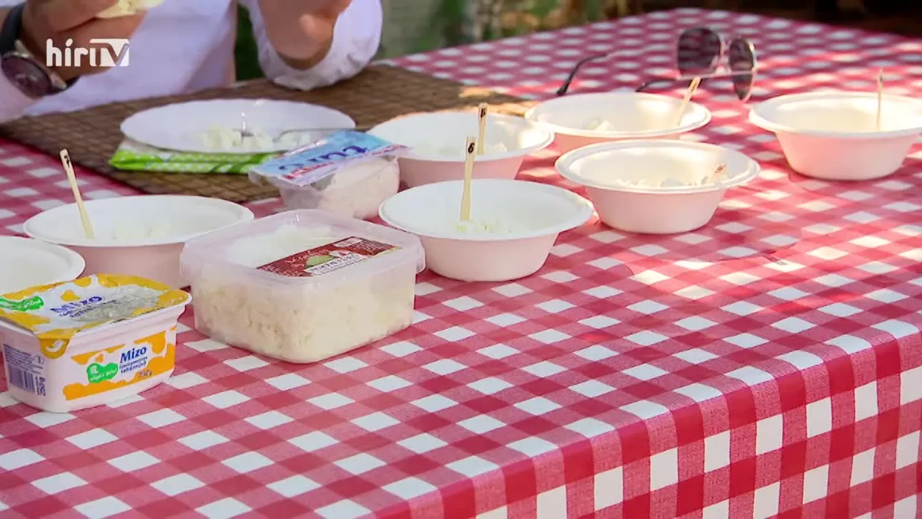 Panaszkönyv: A nagy túróteszt, Panaszkönyv módra