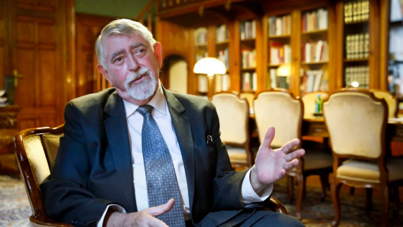 Kásler: Az orvosi béremeléssel hetven év adósságát törleszti a kormány