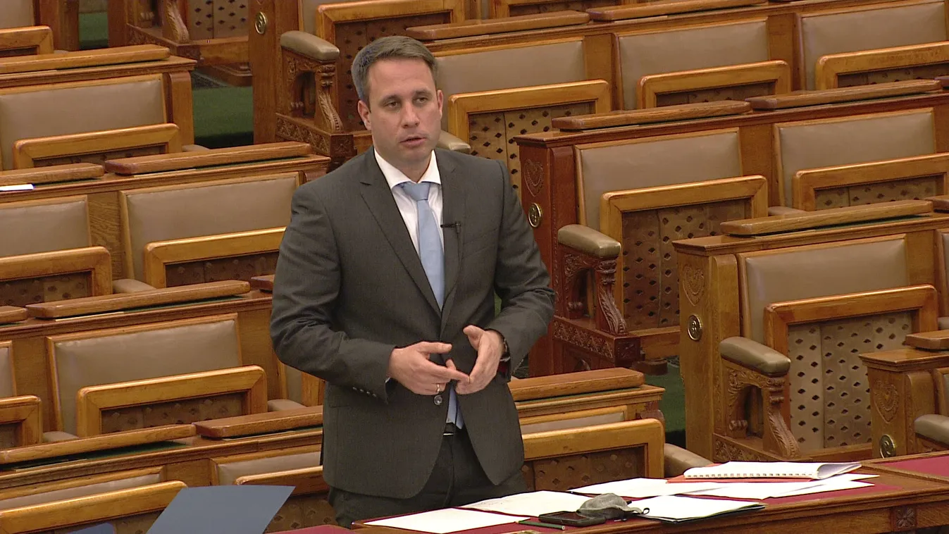 Dömötör Csaba: A magyar egészségügy komoly lépéseket tett és felkészült a súlyosbodó helyzetre is