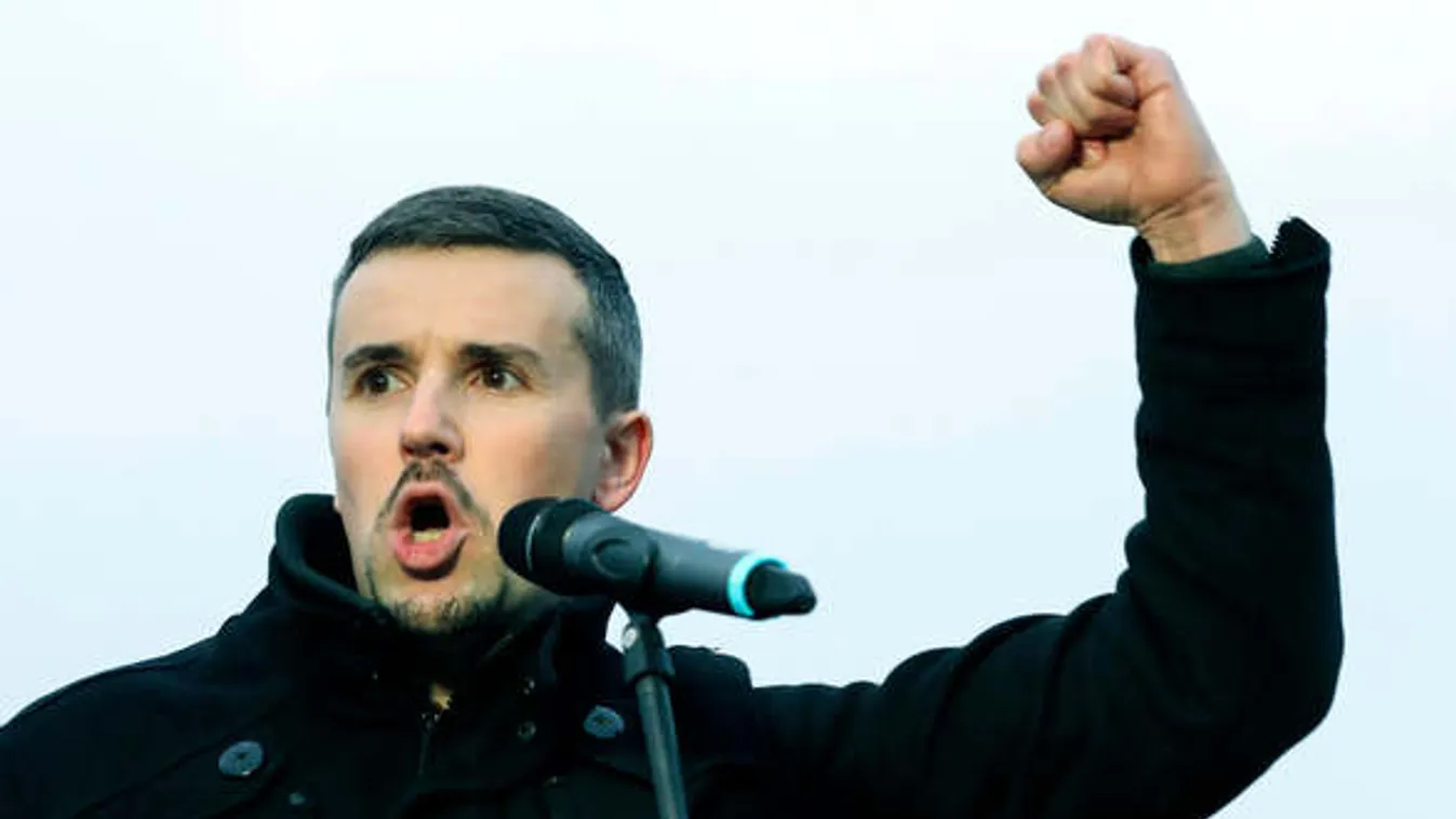 Belharccal készül a baloldal a választásra