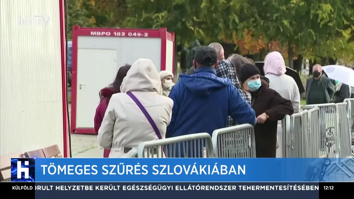 Szigorítások a járvány miatt, tömeges tesztelés Szlovákiában