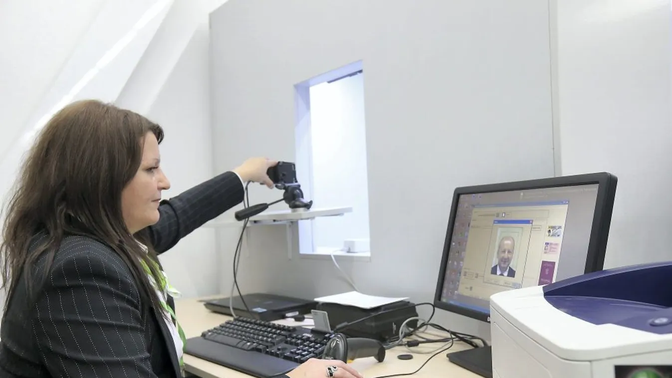 Ismét meghosszabbítja a kormány a lejárt okmányok érvényességét