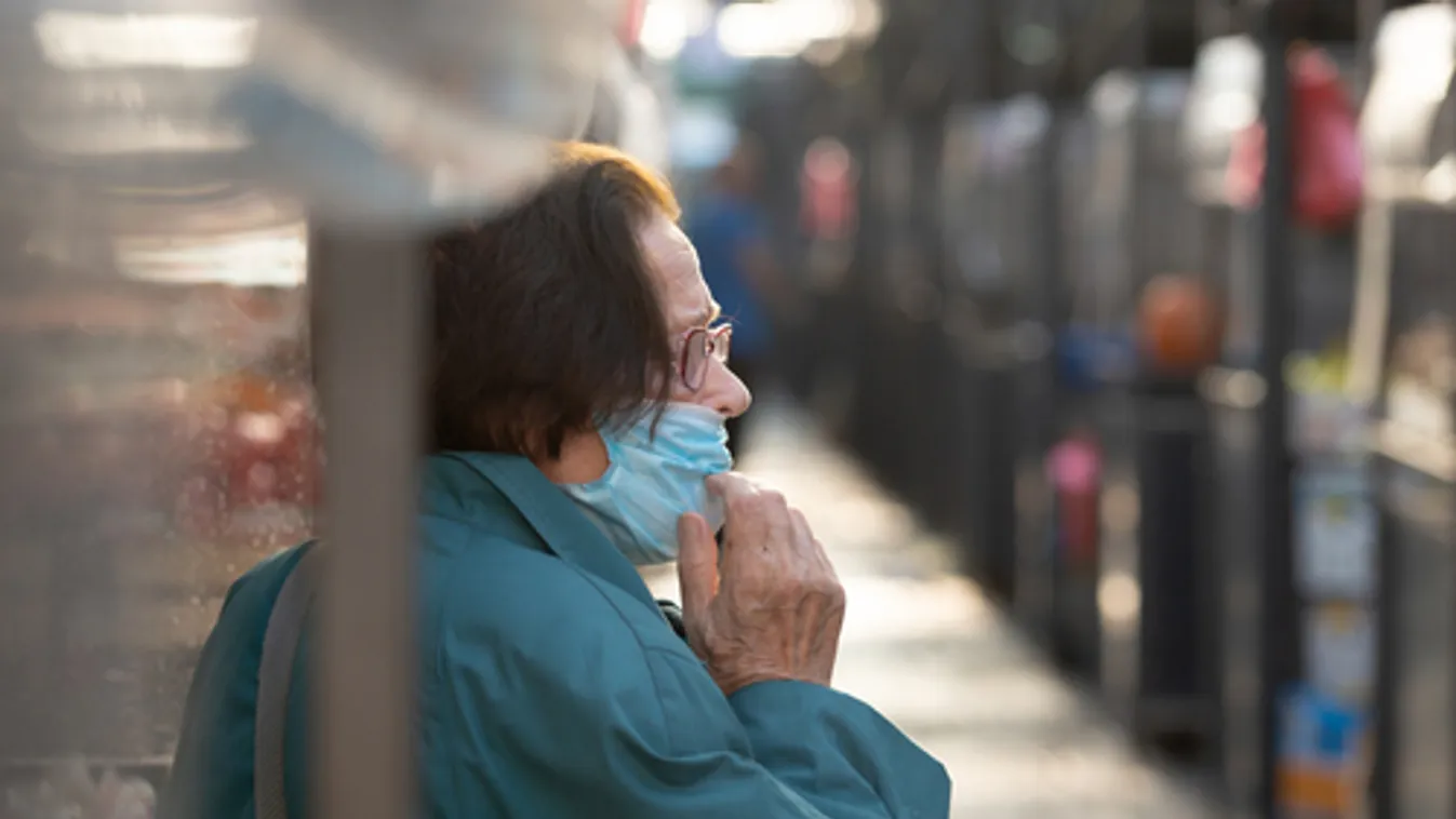 Szerbiában betiltották az ötfősnél nagyobb rendezvényeket