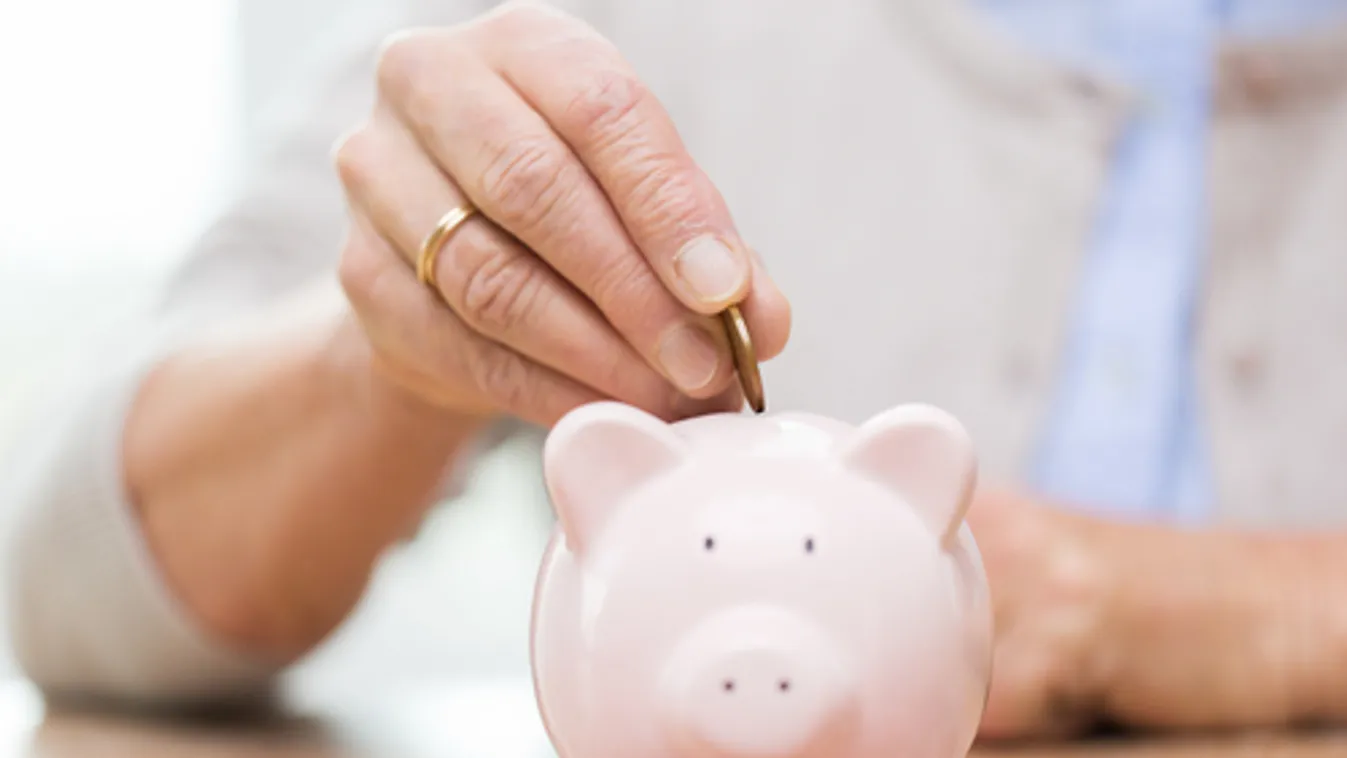 Szerdától utalja az emelt összegű nyugdíjakat az államkincstár