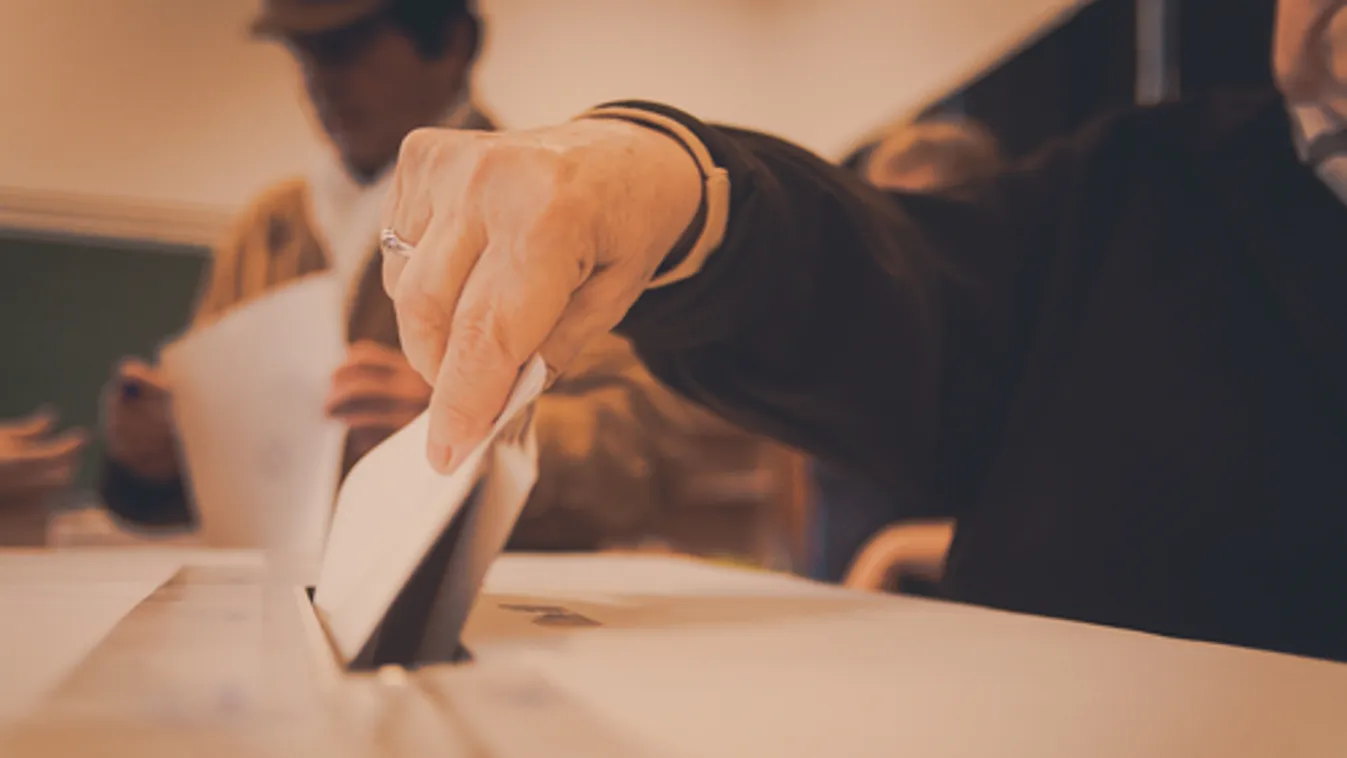 Exit poll: Az RMDSZ is bejutott a román parlamentbe