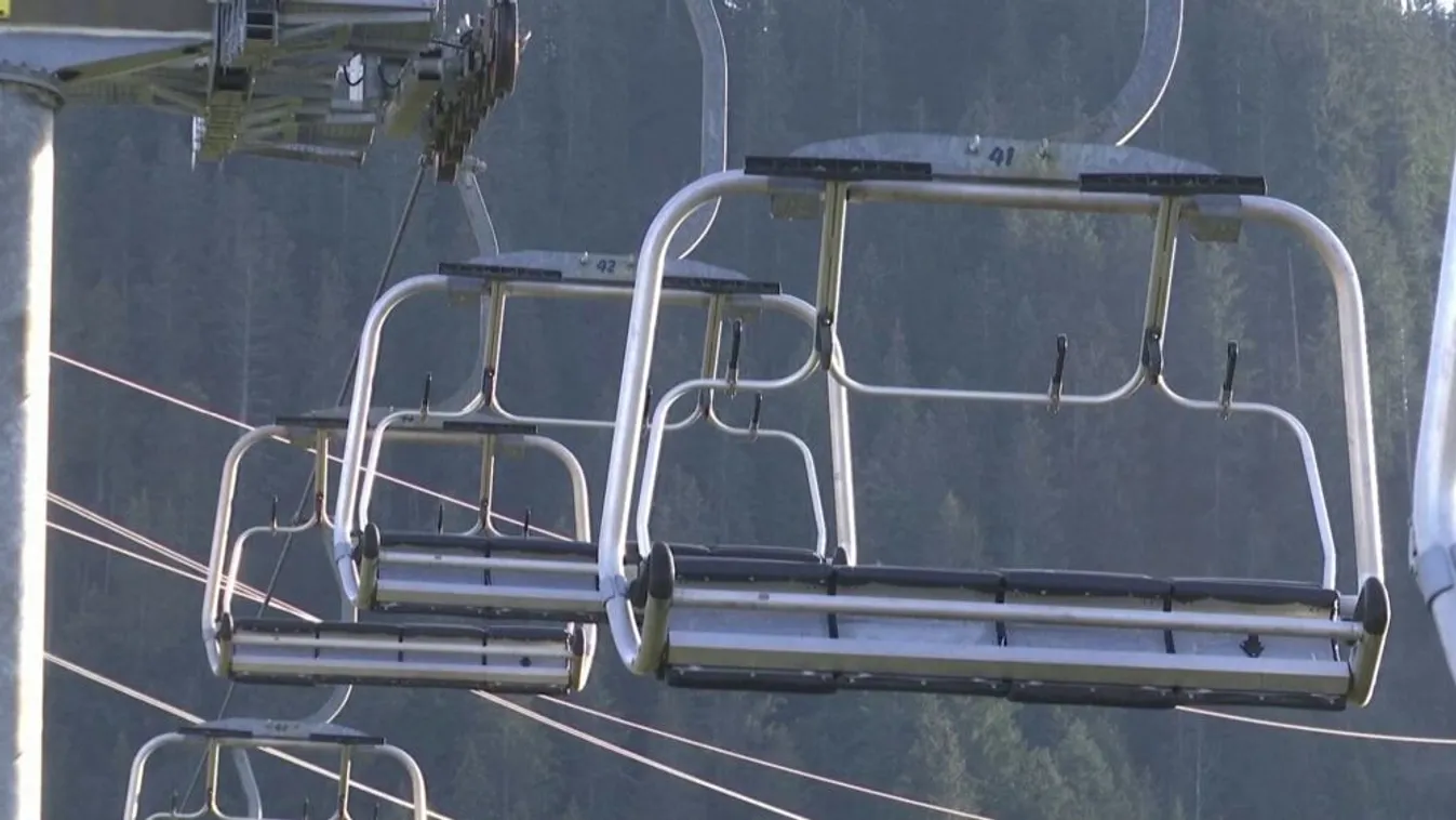 Belföldi turistákkal indul a síszezon az Alpok országaiban