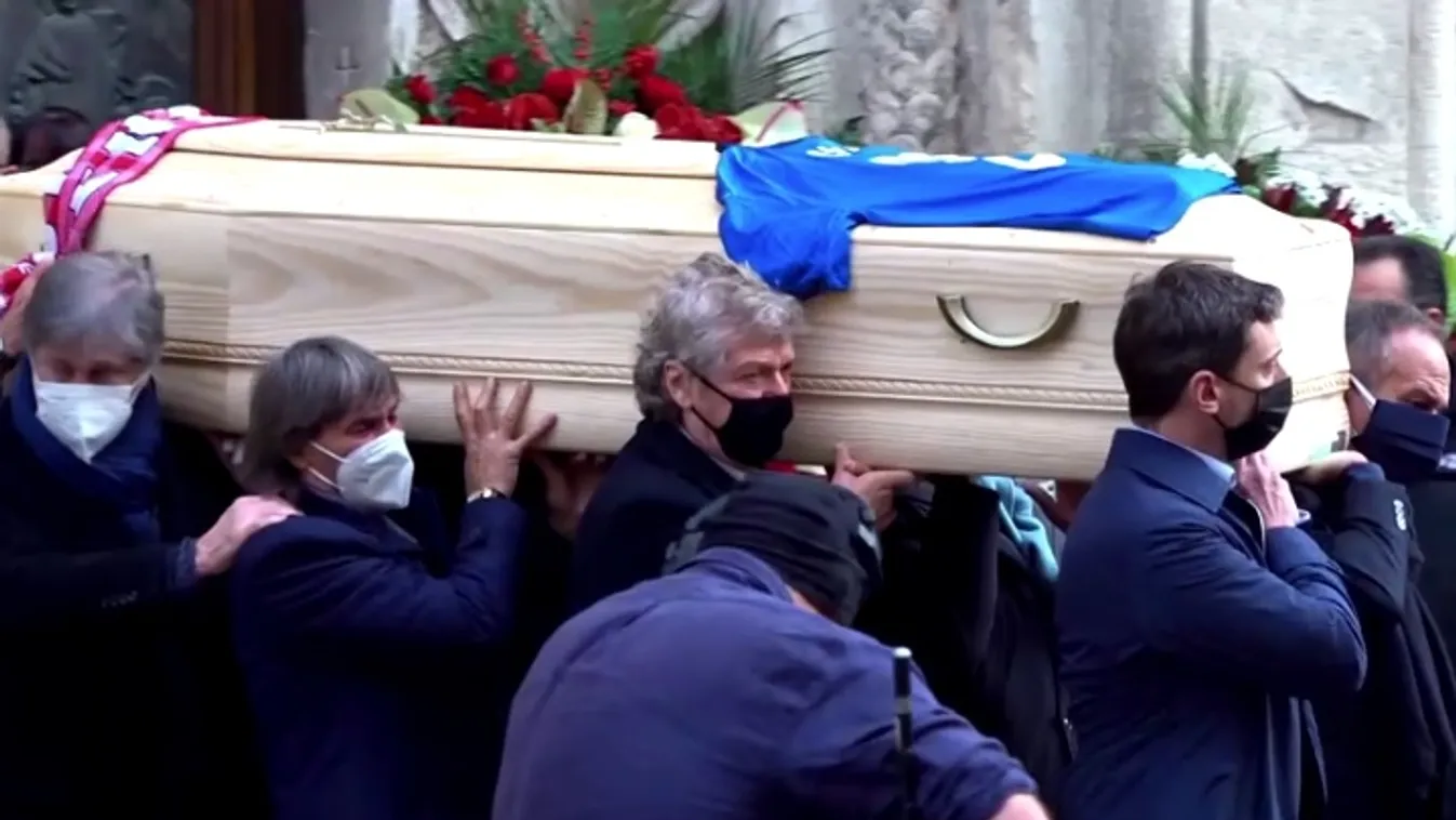 A vb-aranyérmes olasz játékostársak vitték Paolo Rossi koporsóját