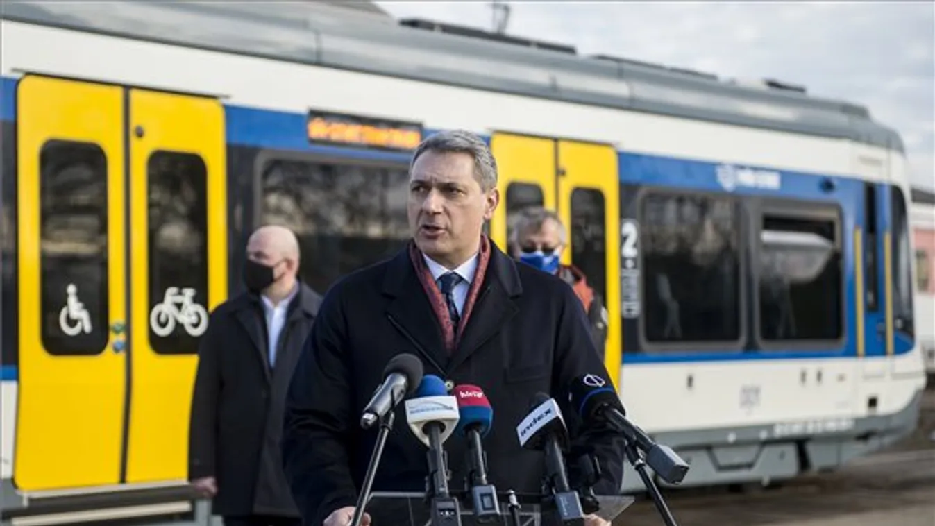 Lázár János: A vasút megjelenéséhez hasonló fejlődést hoz a tram-train a hódmezővásárhelyieknek