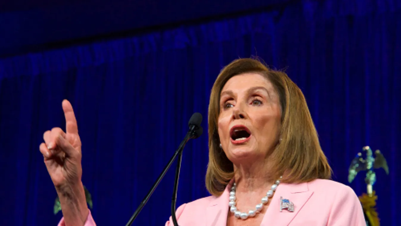 Trump azonnali felmentésére szólított fel Nancy Pelosi