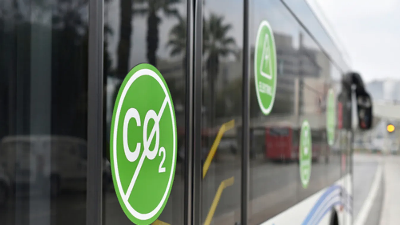 Elektromos buszok közlekednek február 1-től Pakson