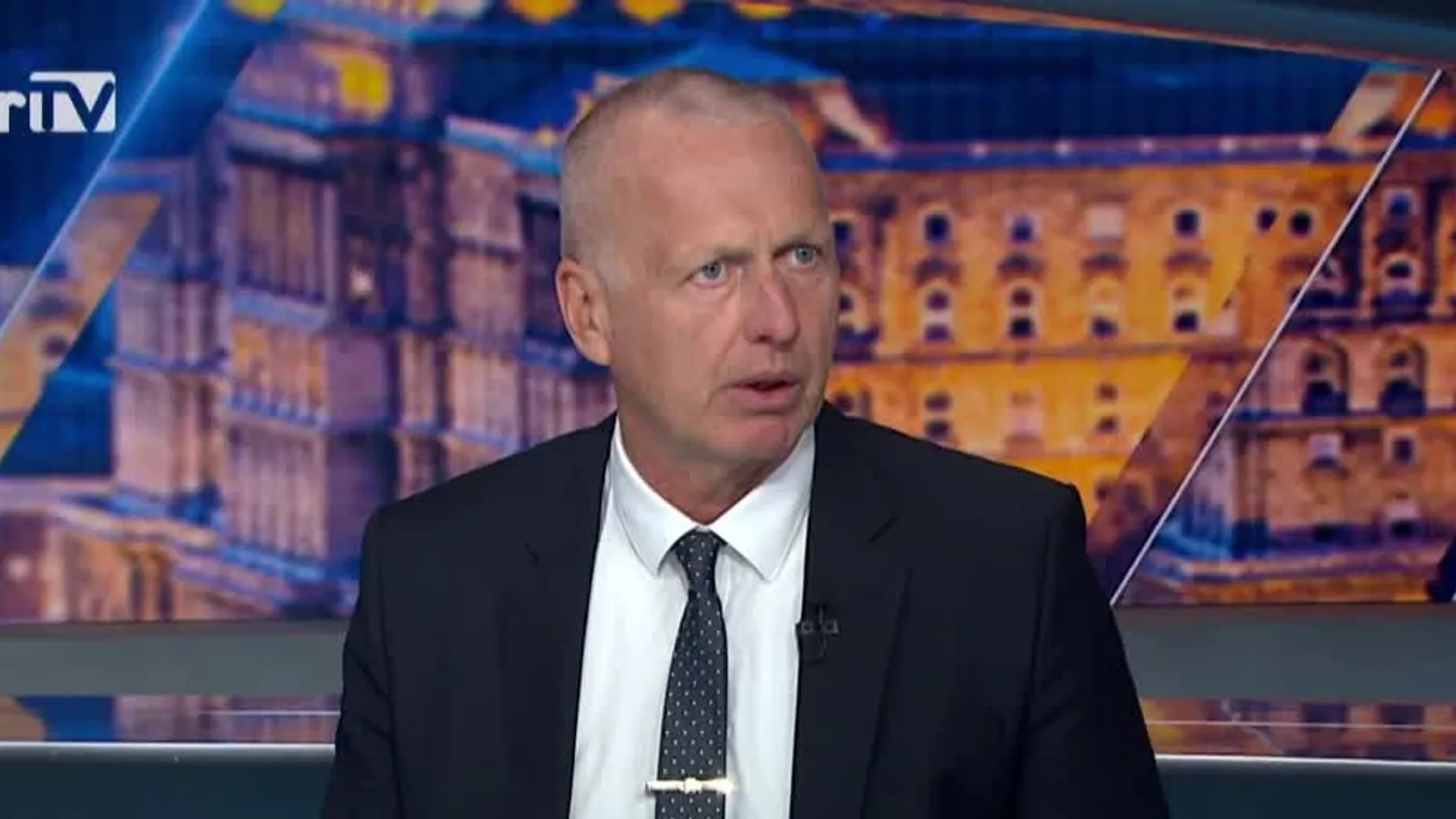 Német ultrabalos aktivisták is ott voltak Fekete-Győr rendőrdobálásakor