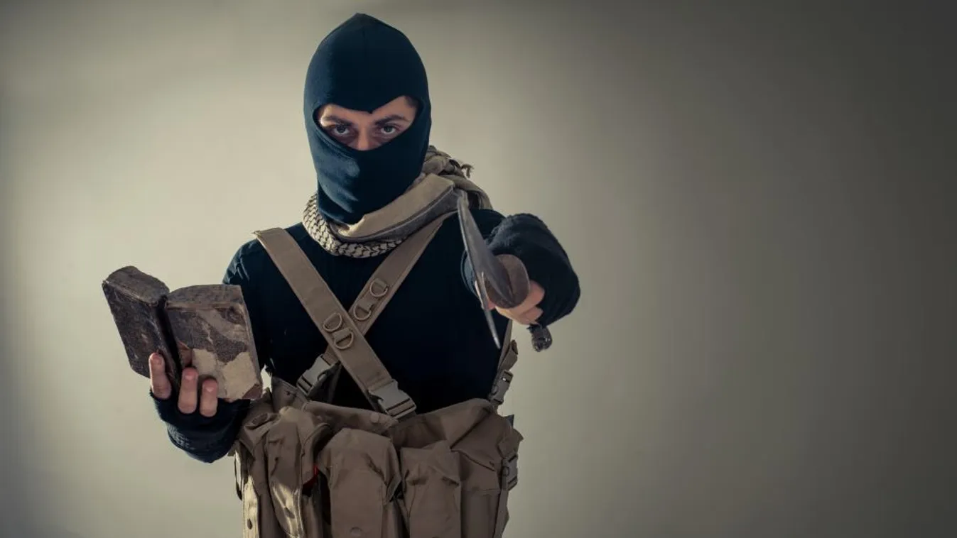 Merényleteket vállalt magára az Iszlám Állam