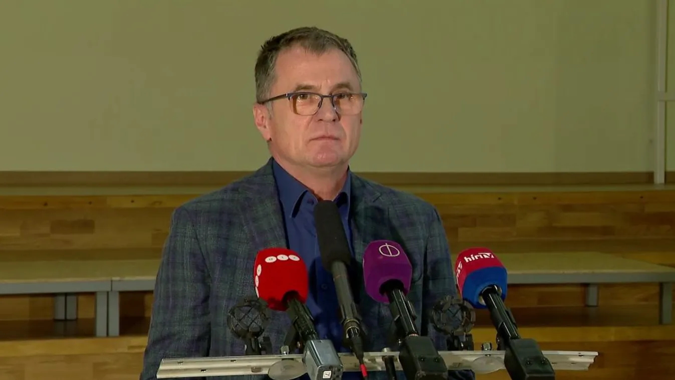 Kreált cigánykérdéssel támadja hazánkat Brüsszel