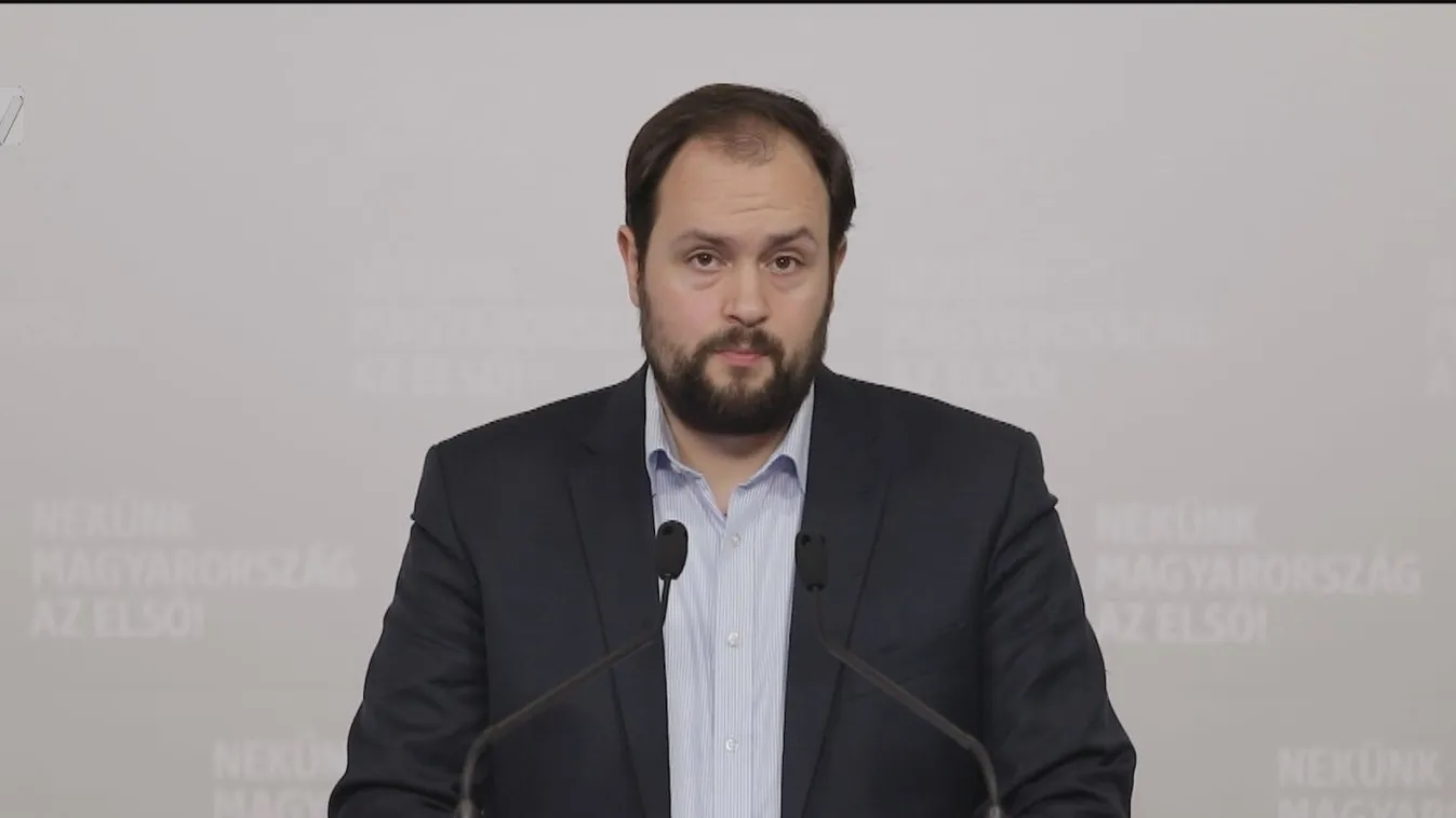 Nacsa Lőrinc: A Gyurcsány-lista egyik embere áll a vendéglátósok tüntetése mögött