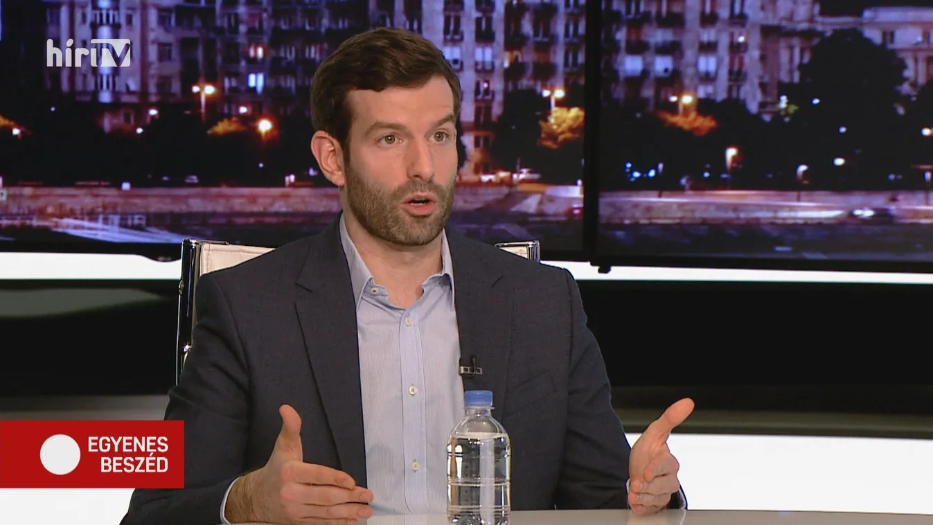 A Momentum valótlan állítással támadja az adókedvezményt