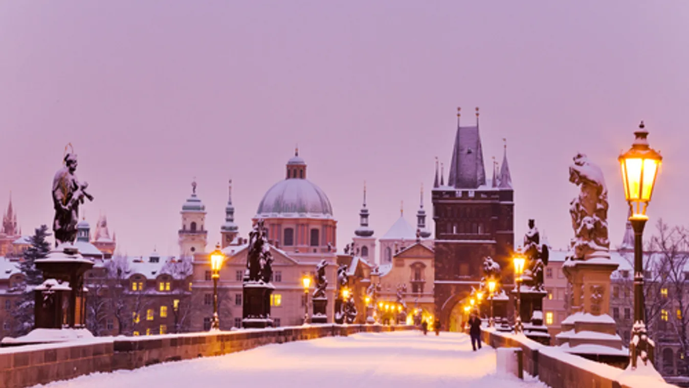 Tüntetés volt a korlátozások ellen Prágában