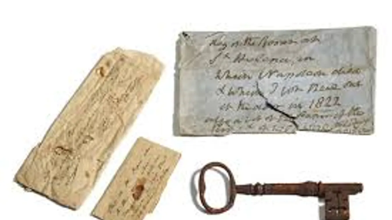 Több mint 80 ezer fontért kelt el Napóleon börtönének kulcsa a Sotheby's árverésén