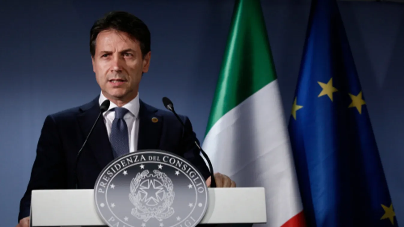 Az olasz kormányfő parlamenti többség nélkül is folytatni akarja a kormányzást