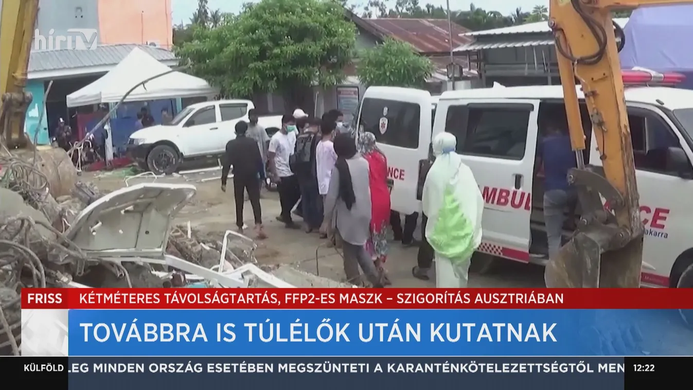 Továbbra is túlélők után kutatnak