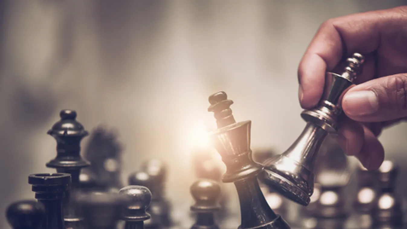 Április 19-étől folytatják a sakkozók világbajnokjelölti tornáját