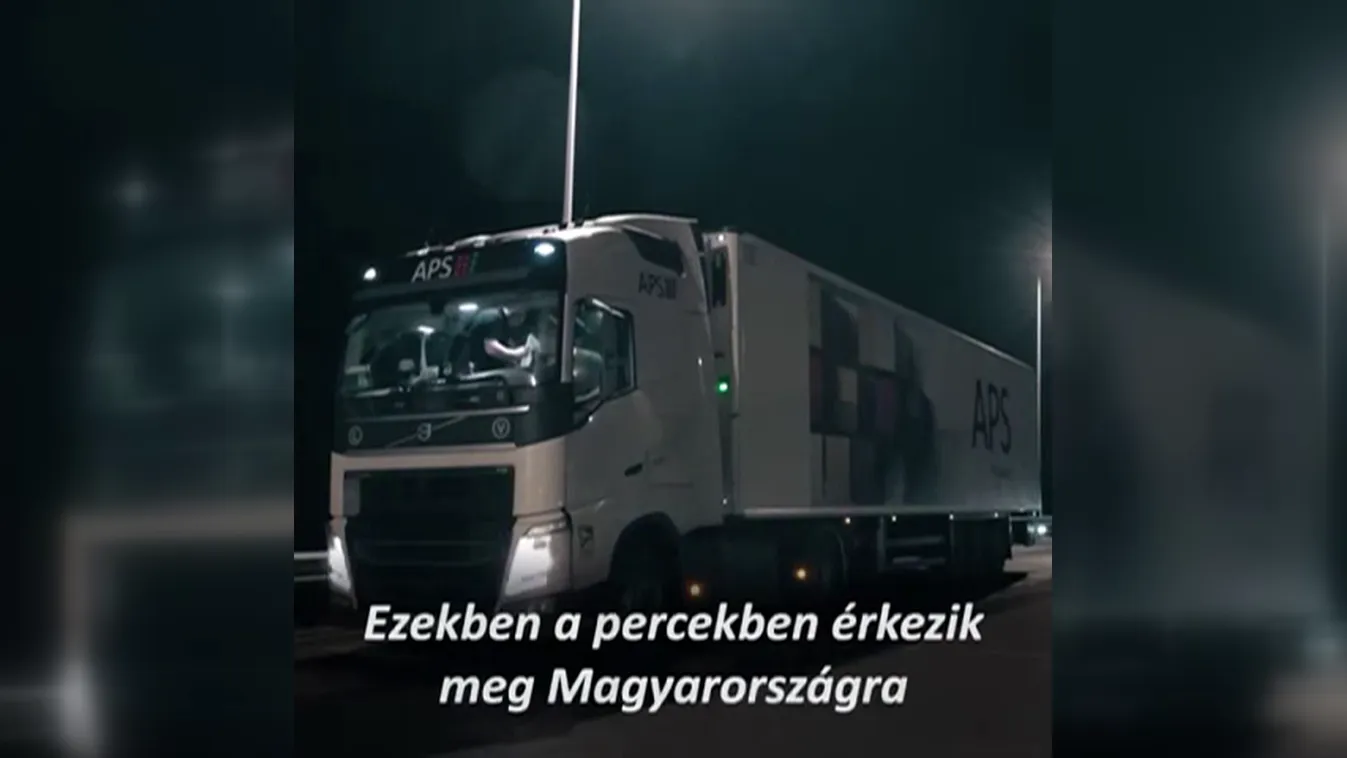 Megérkezett Magyarországra az orosz vakcinaszállítmány
