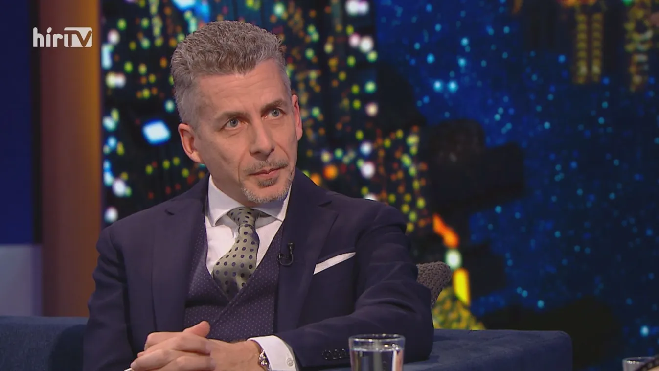 Rákay Philip: A baloldal tálcán kínálná Magyarországot és értékeit