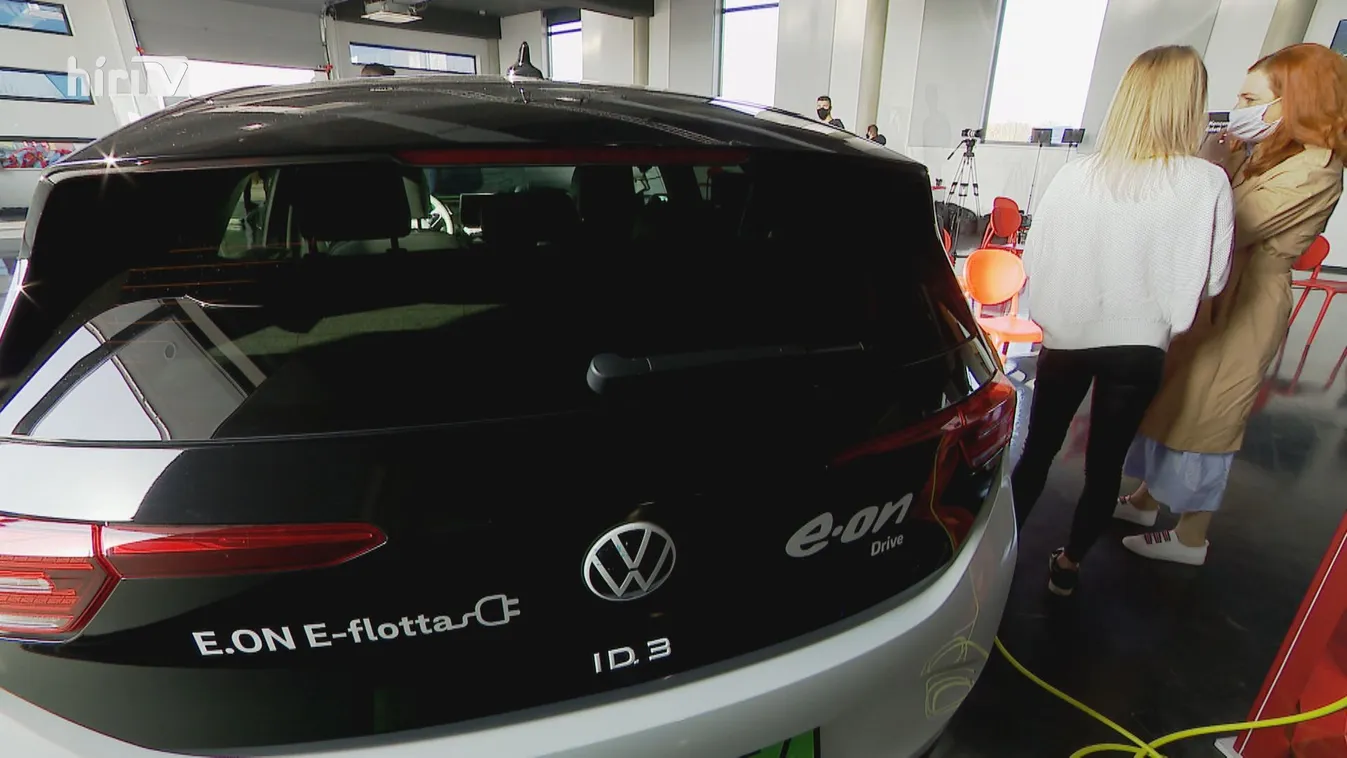 A legmodernebb elektromos autóval bővül az E.ON Hungária csoport E-flottája