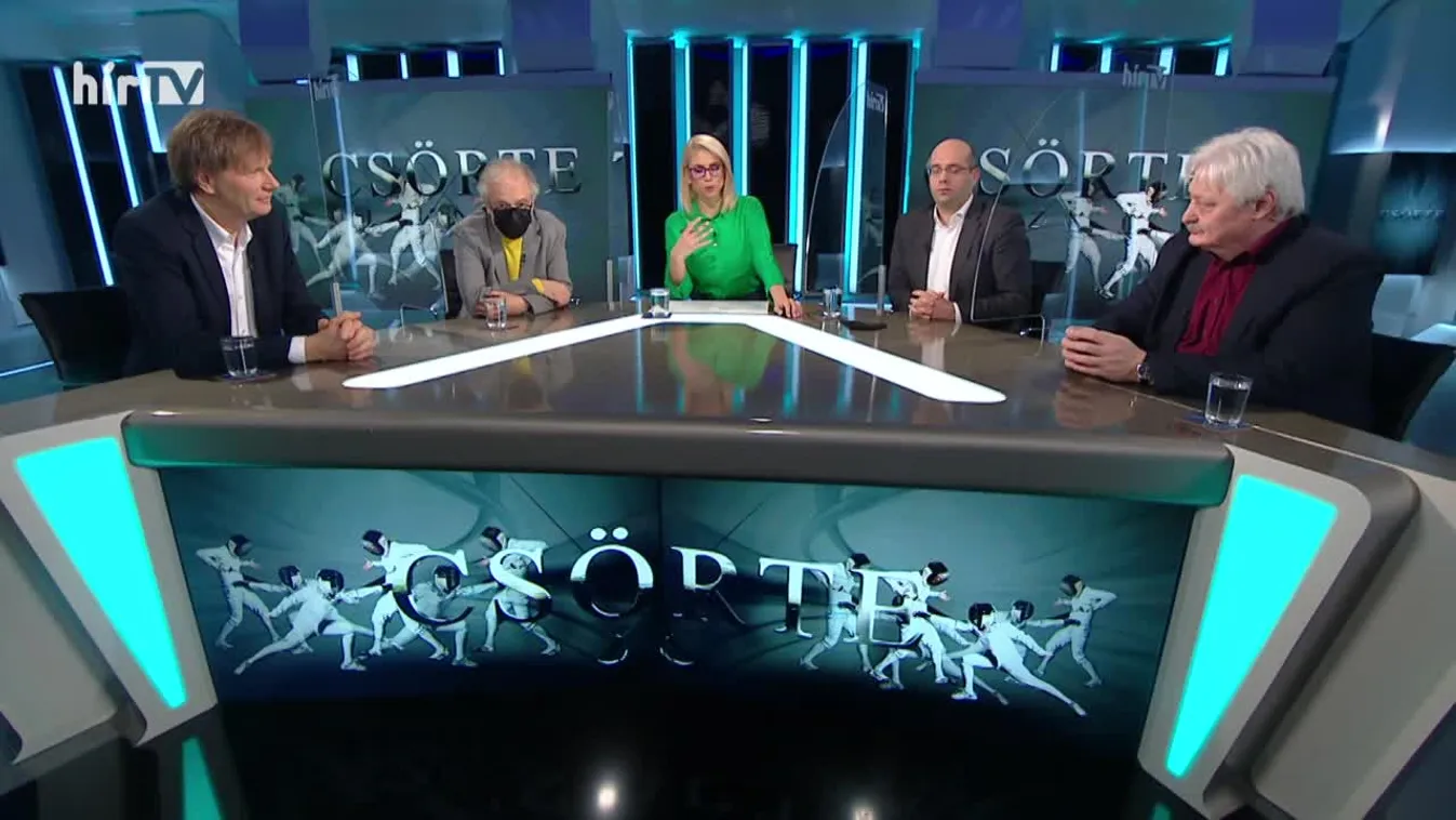 Csörte: A kanyarban előzés csak most kezdődik