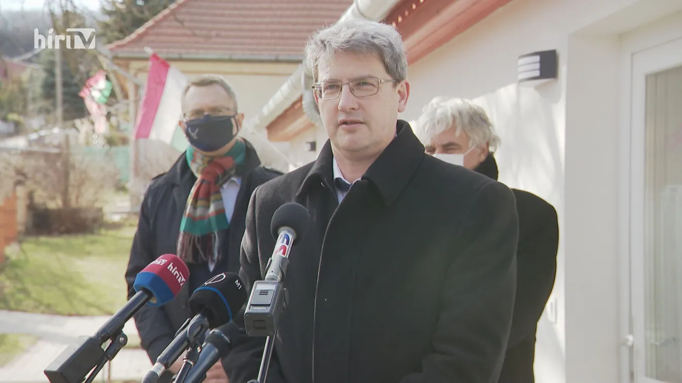 Rétvári Bence: Évről évre nő a gyemekvállalási kedv