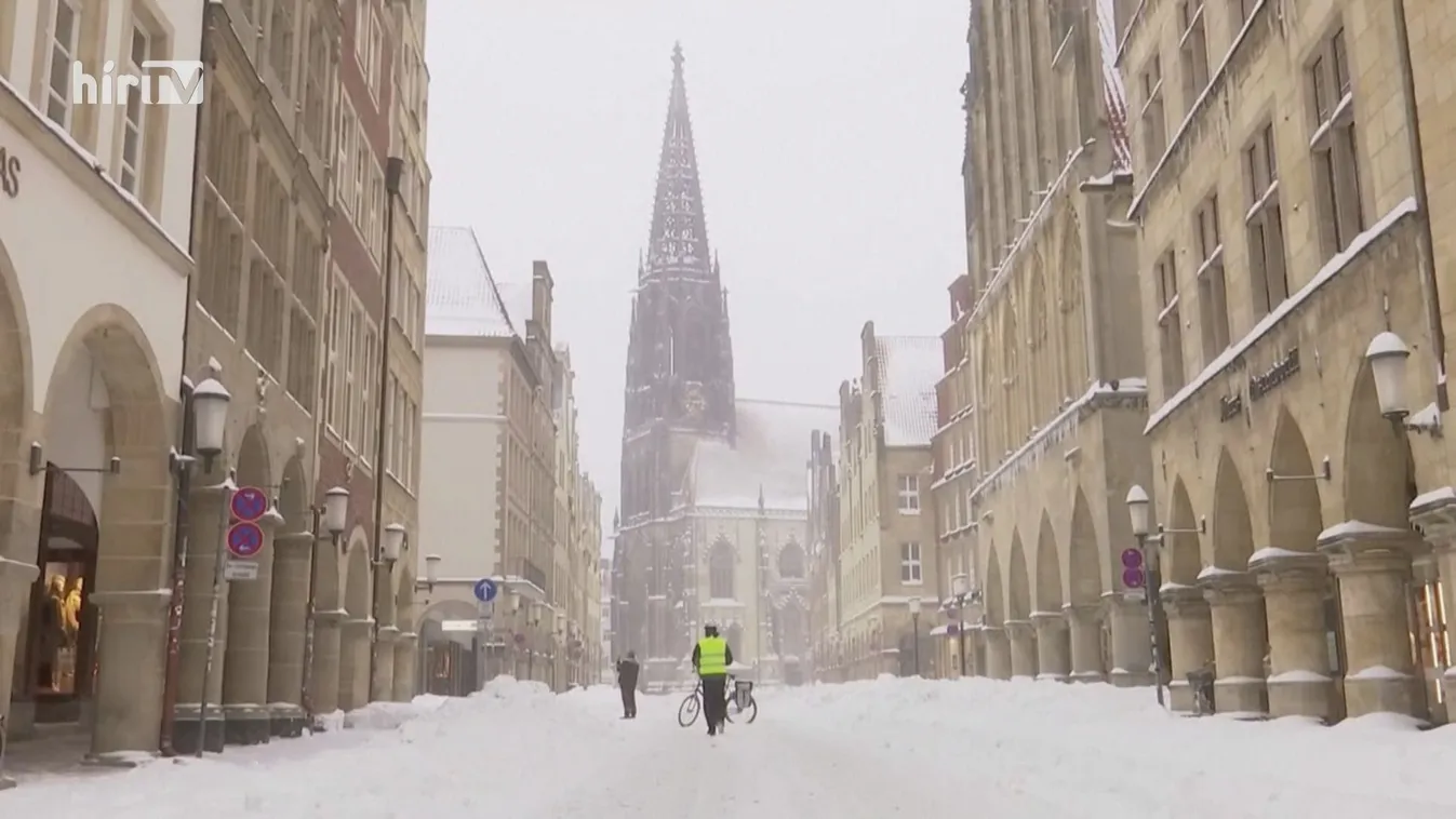 Franciaországban áradások, Németországban és Hollandiában havazás bénítja a közlekedést