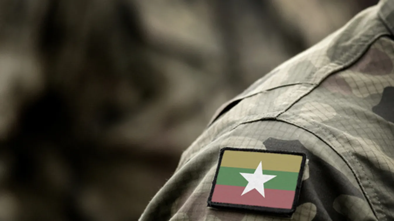 Éles lőszerrel lőttek rendőrök tüntetőkre Mandalajban