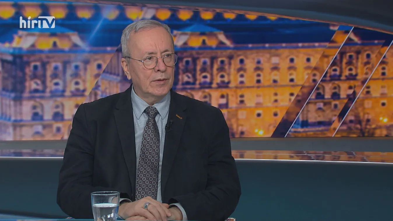 Bakondi György: Az EU a migránsok érdekeit az állampolgároké elé helyezné