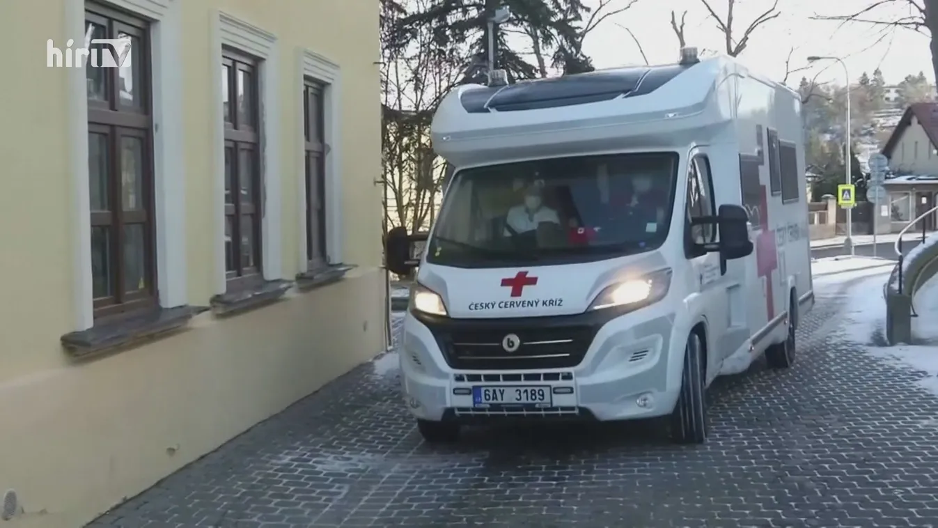 Ukrajna és Csehország tehetetlen a kór ellen, Oroszországban sikeres az oltási kampány