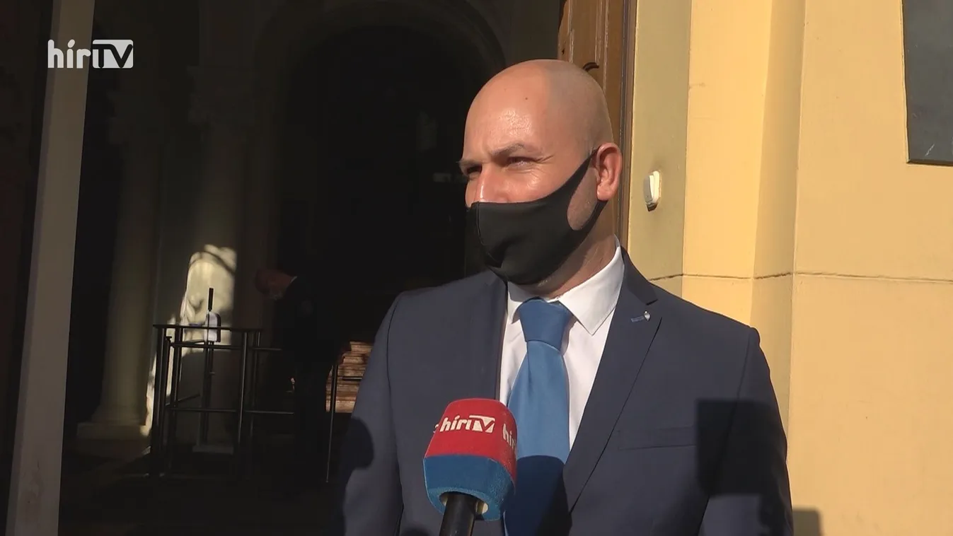 Botka László ismét nem tárgyalt a bezárt piac árusainak ügyéről