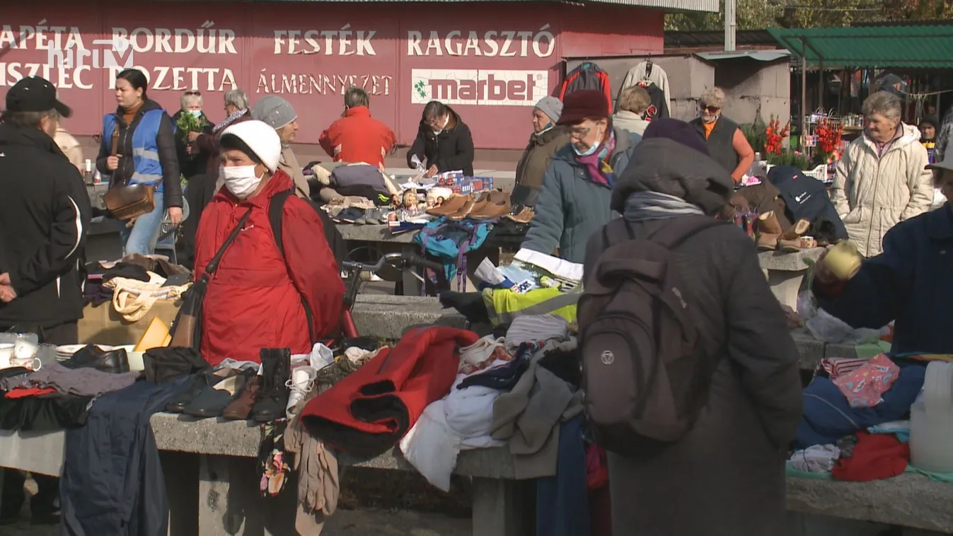 A következő két hétben minden regisztrált 80 év feletti idős embert beolthatnak
