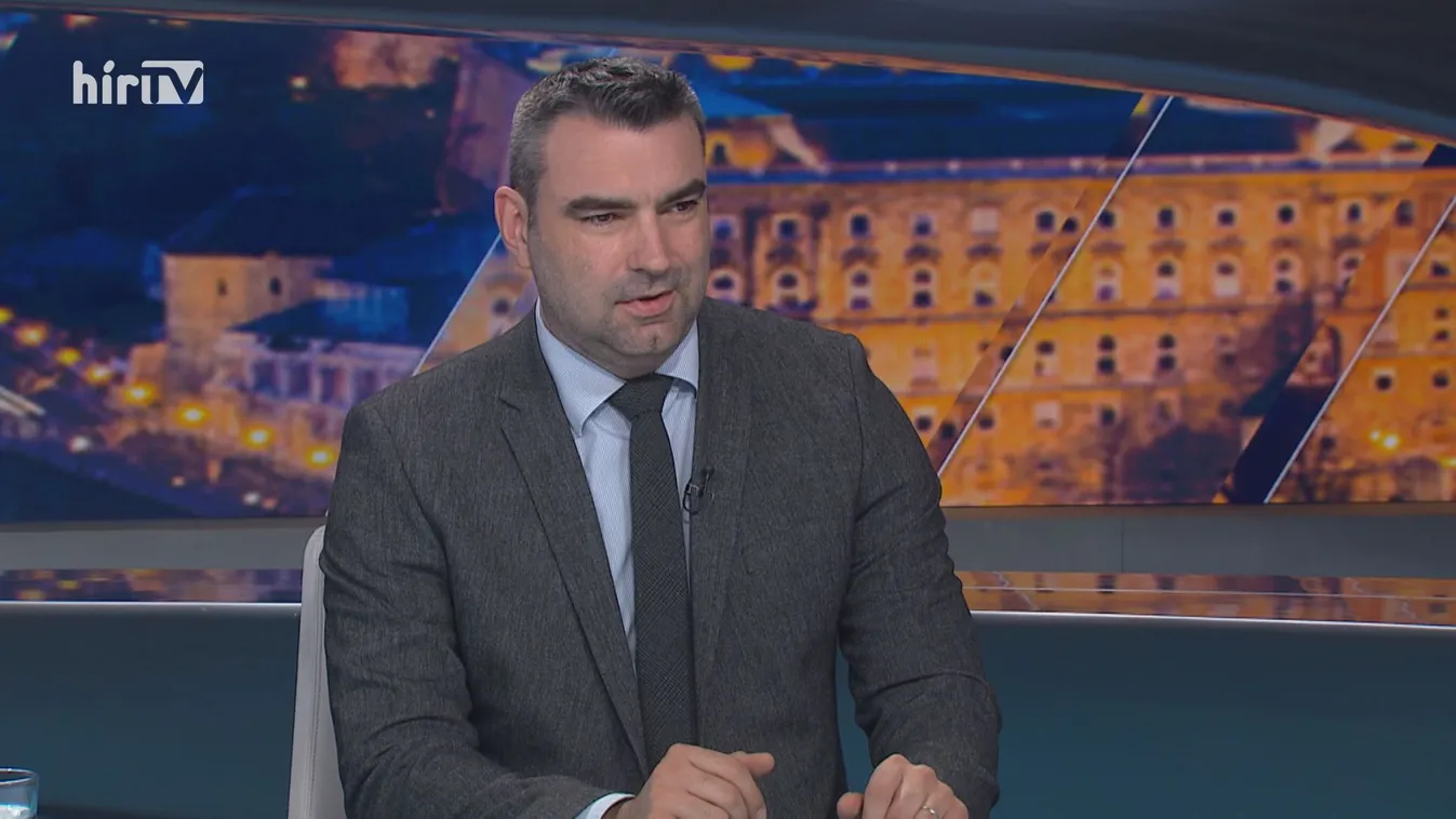 Ifj. Lomnici Zoltán: Identitásválságban lévő csoportot hagyott ott a Fidesz