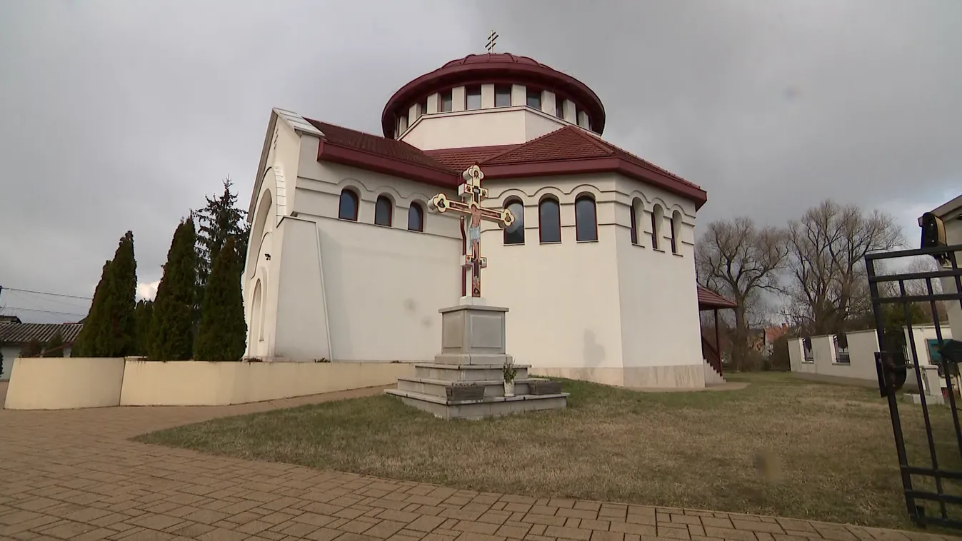 Vejkey Imre: Nyílt támadás a kereszténység ellen a gödöllői templom megrongálása