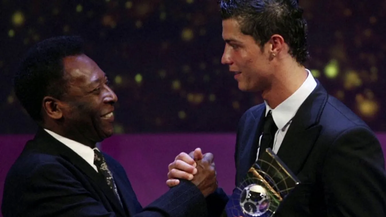 Ronaldo szívhez szóló üzenetet írt Pelének
